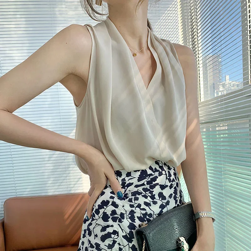 2025 Summer Women V-neck Silk Top Sleeveless Is Designed As A Niche Blouse. Tank Top Women - Image 4