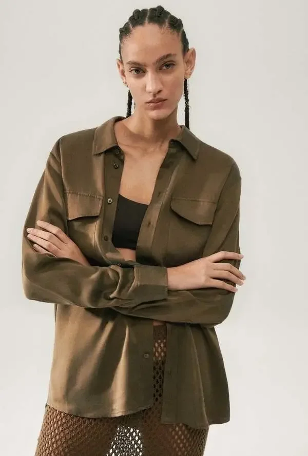 Full of Prestige High Grade Simple Satin Silk Shirt Double Pocket Long Sleeved Shirt 19mm Sand Washed Plain Crepe Satin Shirt - Image 4